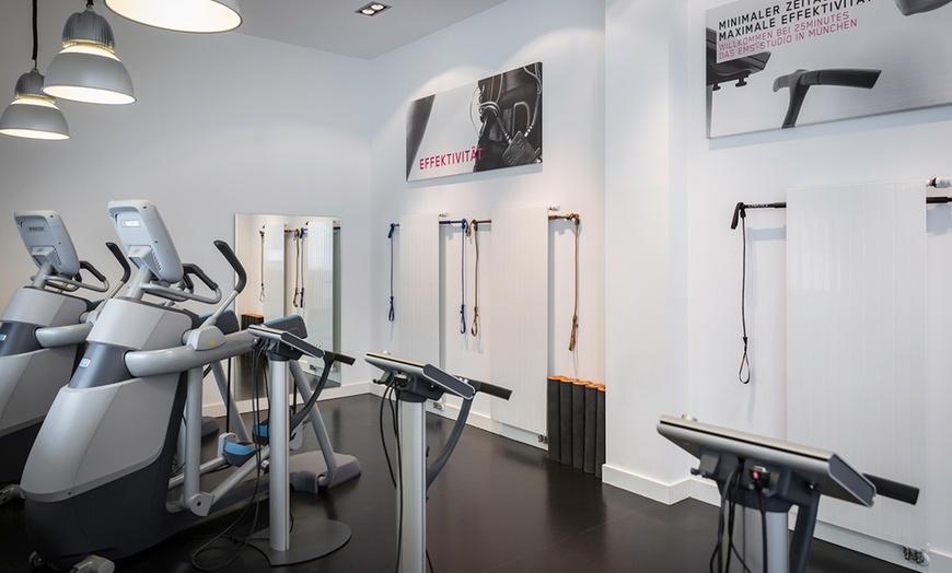 Image 4: Bis zu 51% Rabatt auf Fitnessstudio bei 25 Minutes München