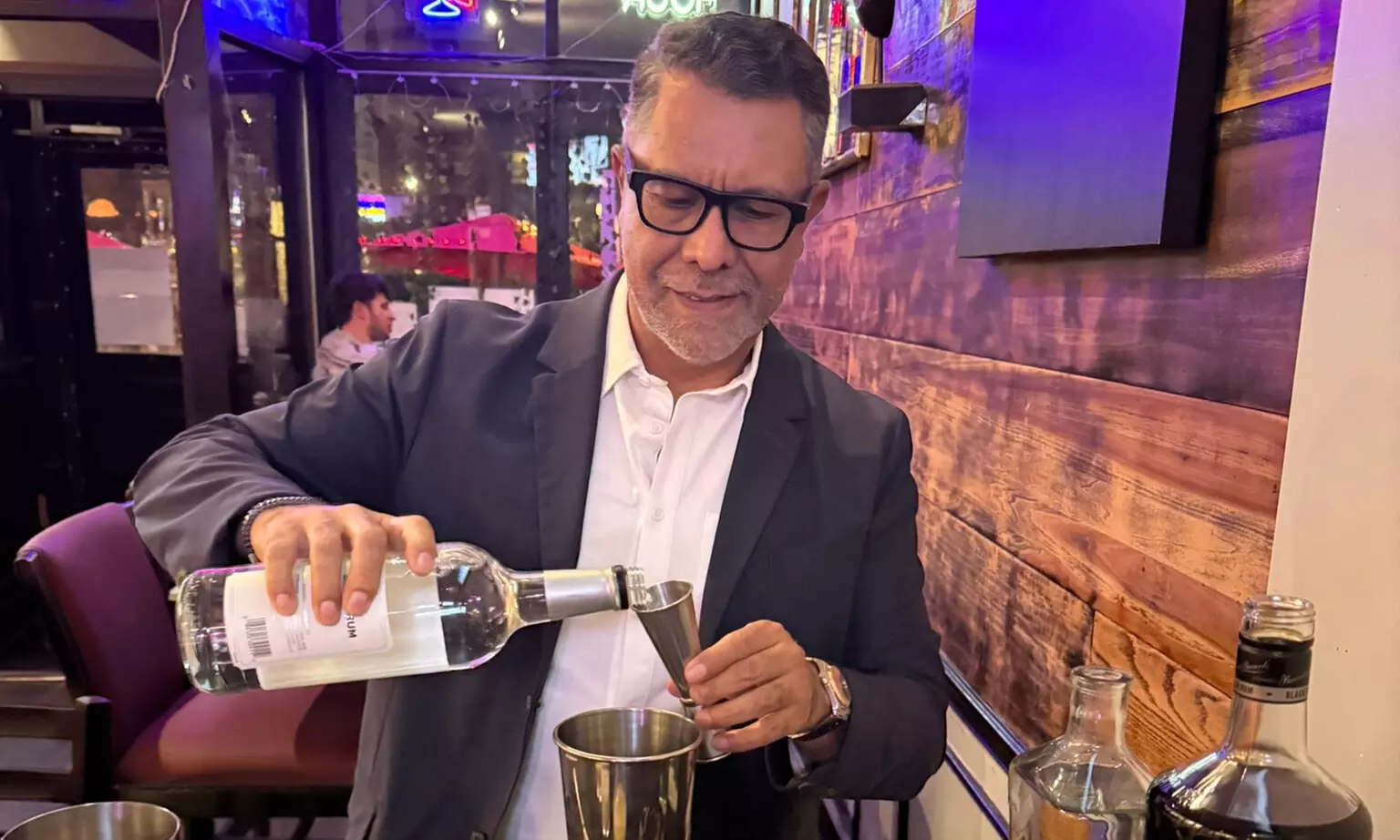 Craft Unique Cocktails with a Mixology Experience for 1, 2 or 4