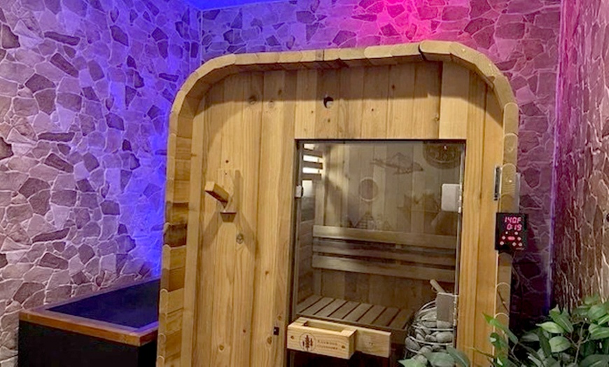 Image 2: One 30 or 60-Min Fire + Ice Contrast Therapy Session & Couples Option