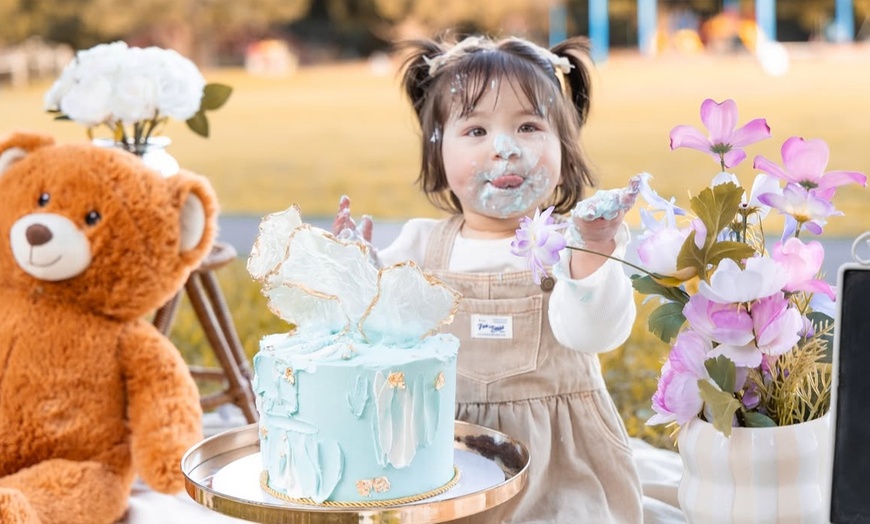 Image 4: Enjoy Outdoor Photoshoot, Event or  Baby Cake Smash Photography 