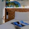 Image 10: Ile-de-France: Queen Room with Breakfast