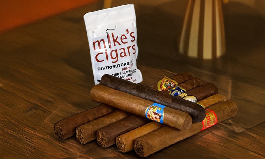 Image 1: Mike's Smoking Cigar Sampler