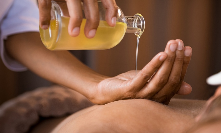 Image 1: Detox with Dry / Wet Cupping with Aromatherapy Oil Massage