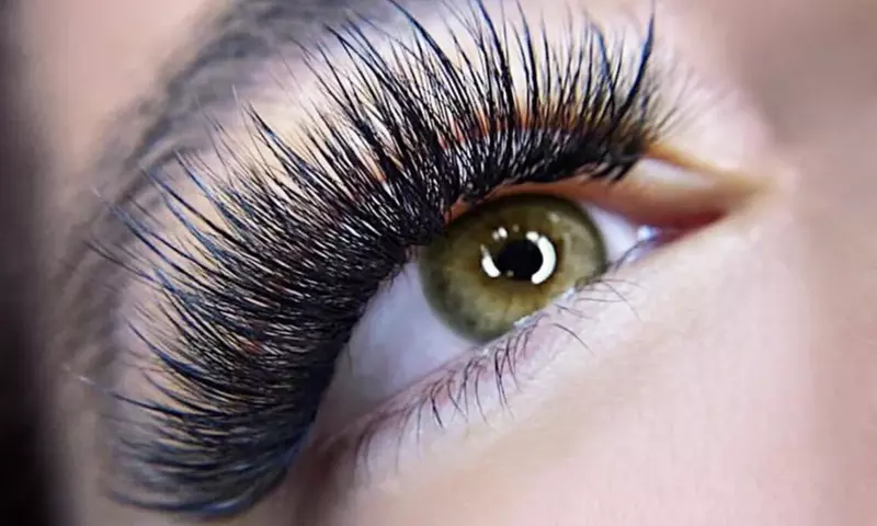Style with Classic, Hybrid, Luxury, Mega Volume Eyelash Extensions