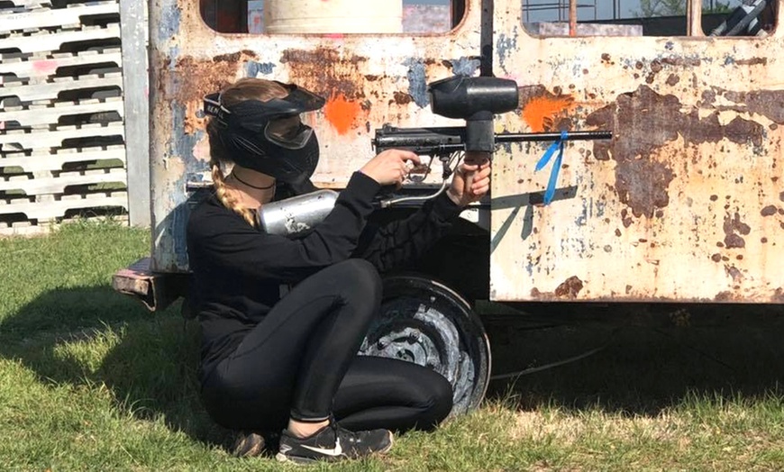Image 1: 3-Hour Paintball Adventure w/ Unlimited Air Refills & 100 Paintballs