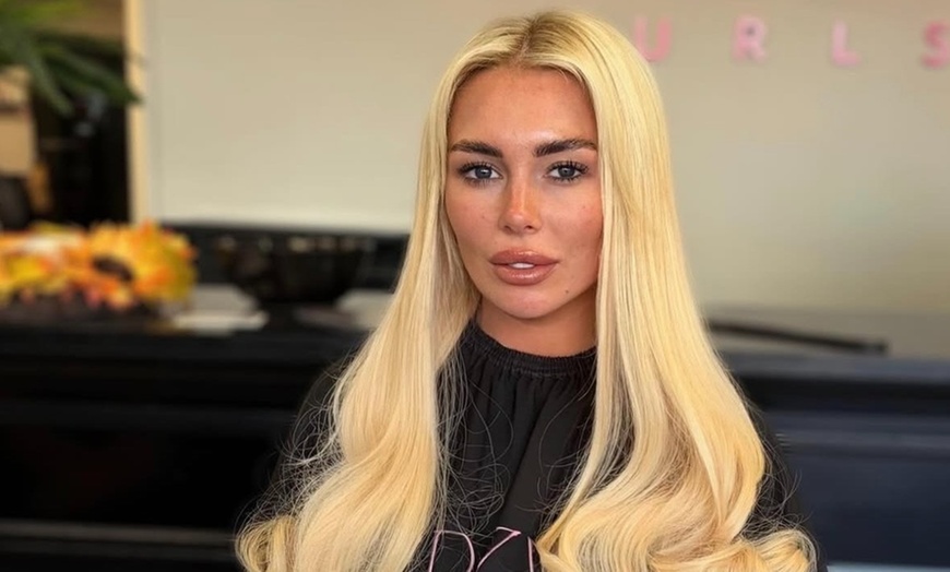 Image 5: Wash, Cut, Blowdry, Conditioning Treatment w/ Optional Balayage & More