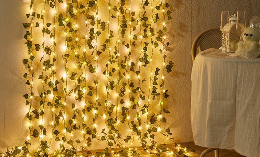 Image 8: 10 Meter Artificial Ivy Leaves Light String