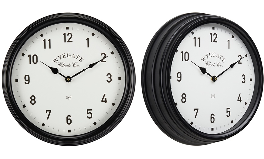 Image 5: Wyegate Garden Wall Clock