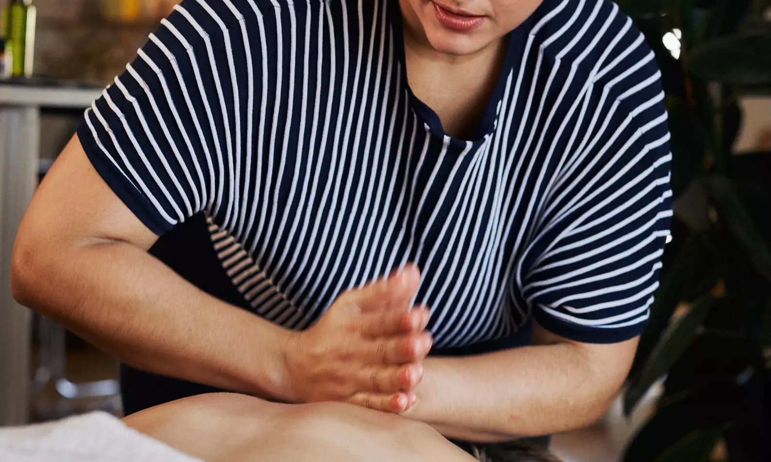 Massage signature sur mesure : bien-être profond au cœur de Paris 7