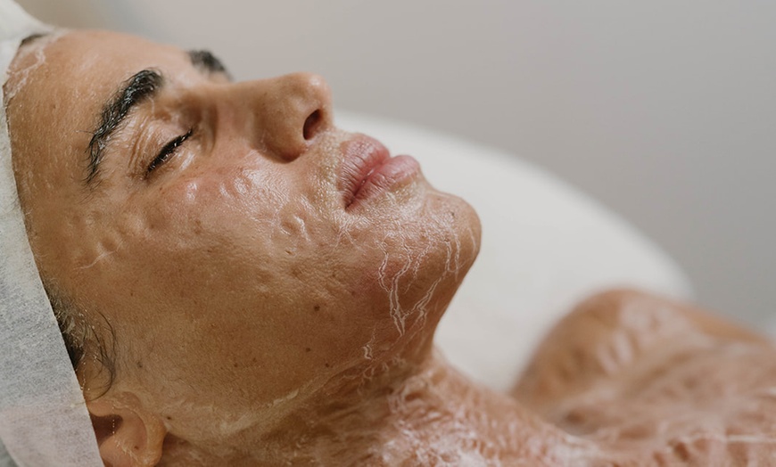 Image 4: Mother's Day Mini Package (30 Minutes) or Luxe Package (60 Minutes)