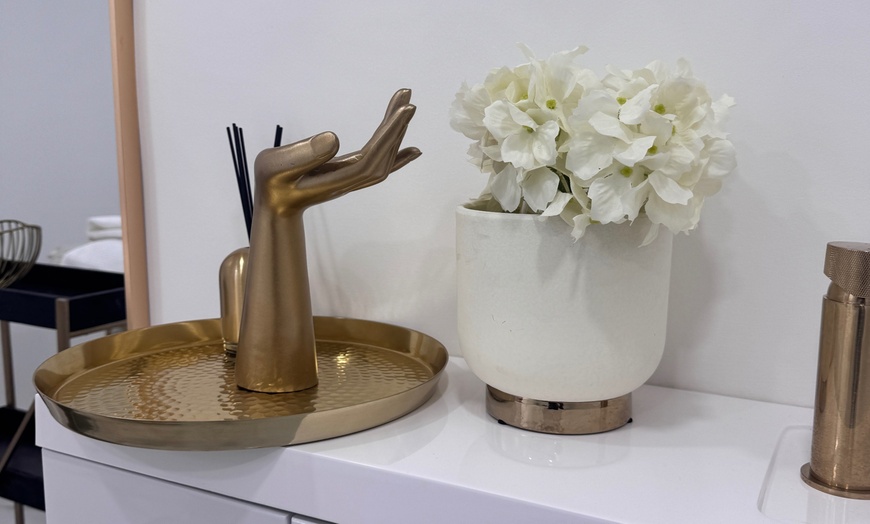 Image 3: Get Radiant Skin With Microdermabrasion Treatments