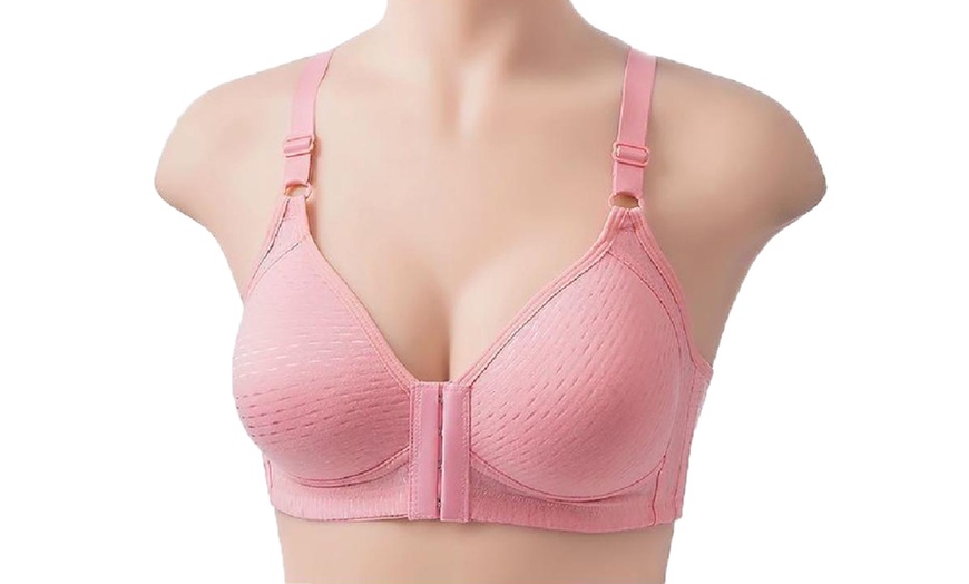 Image 4: Breathable Front Closure Push Up Bra