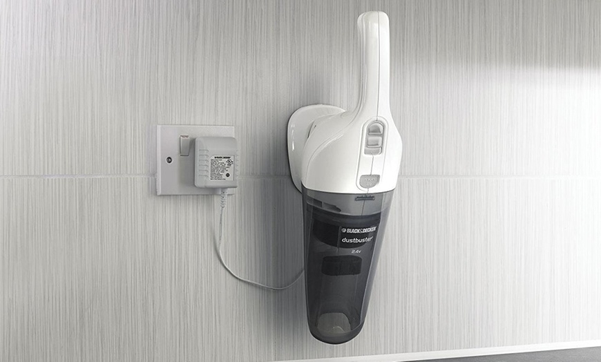 Image 2: Black and Decker 2.4V Dustbuster