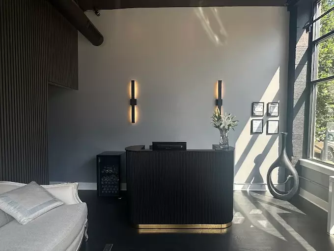 60-Minute Deep Stress-Relief Healing Body Massages or Couples Massage