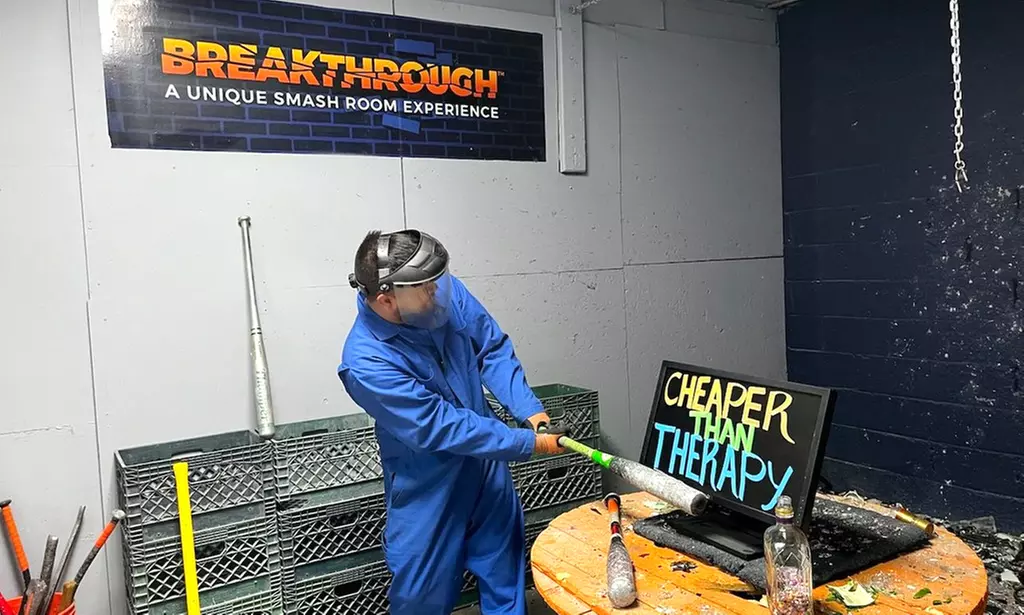 Couples Rage Room Experience: Unleash Fun Together!