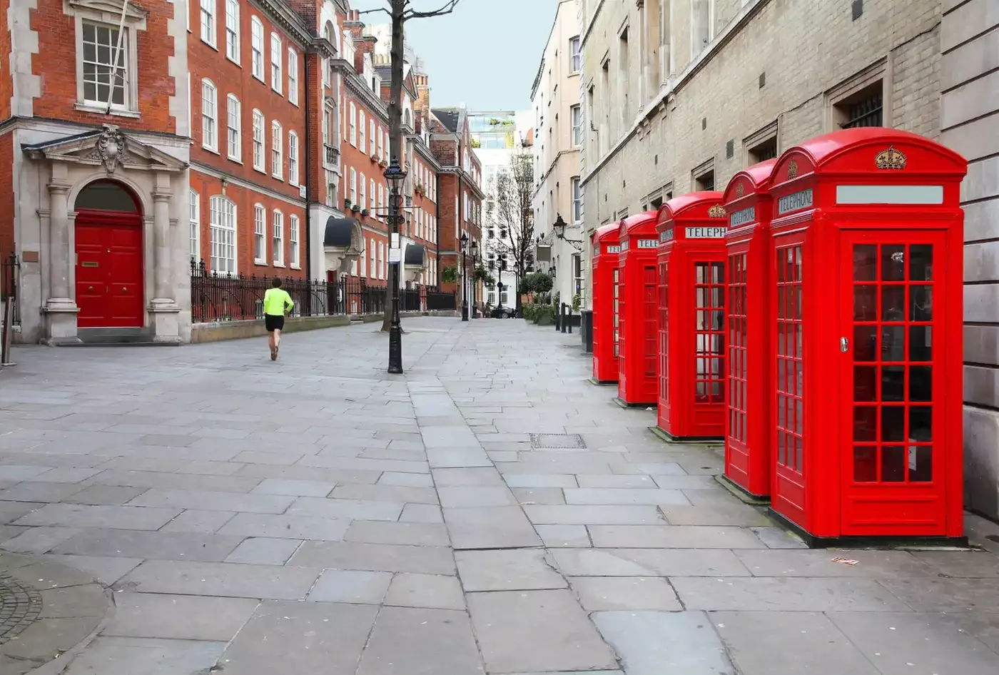 ✈ 8-Day Dublin & London Vacation with Air from Great Value Vacations