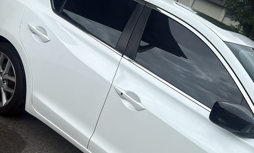 Image 6: Window Tint Removal for Your Car 5 windows or Two Front Windows