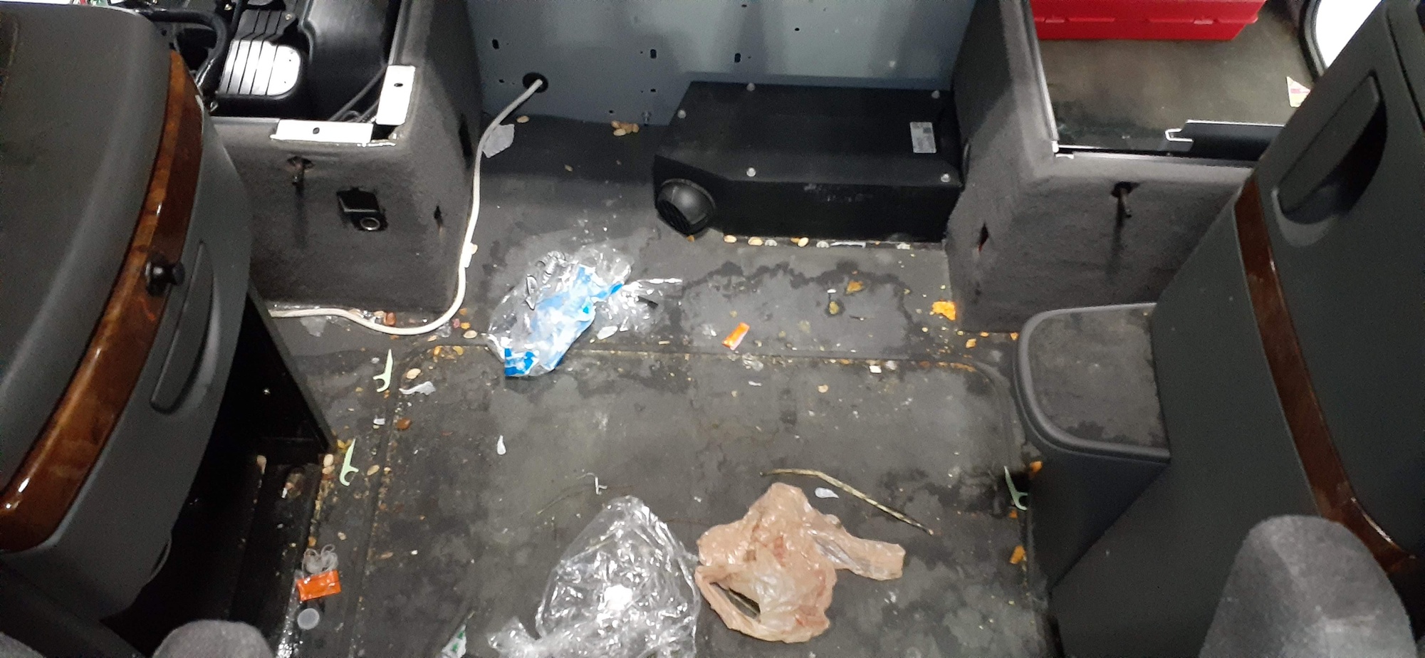 Diamond Shine Full Detailing for Car, SUV, Truck, Van and Semi-trucks 