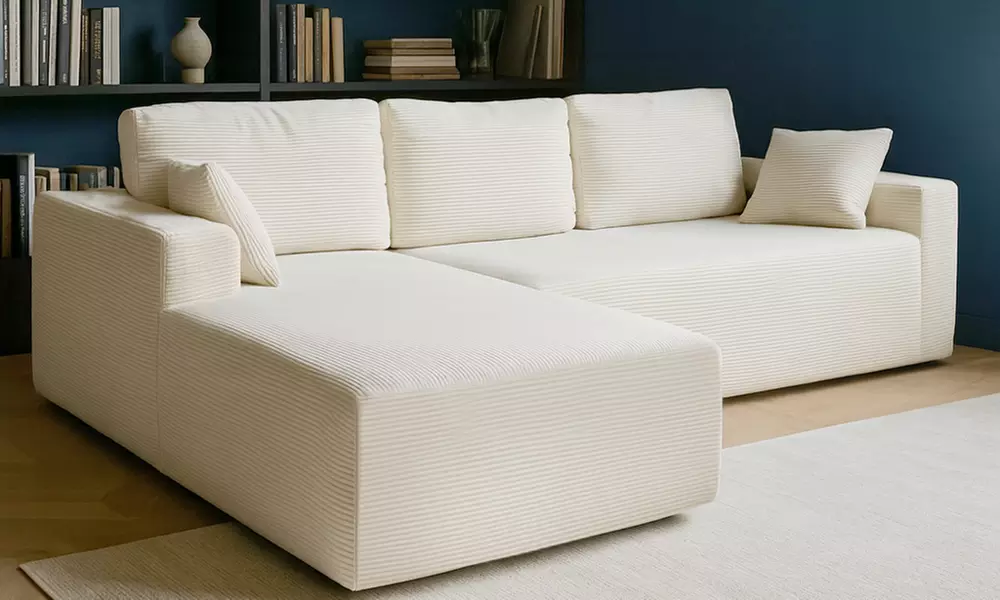 Canapé d'angle "Preston" 3 places en velours côtelé de Kocoon, coloris au choix, livraison offerte