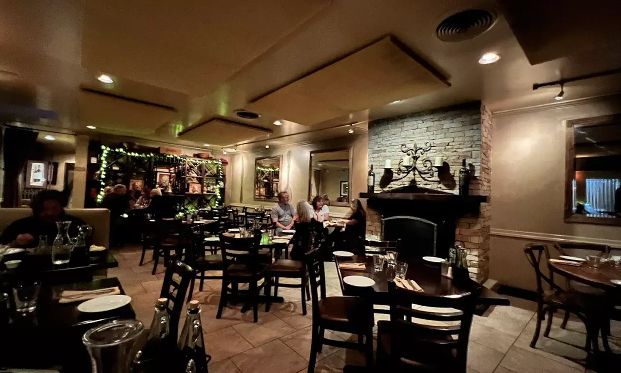 Italian Dinner for Two or Four with Wine or $100 Dining Credit