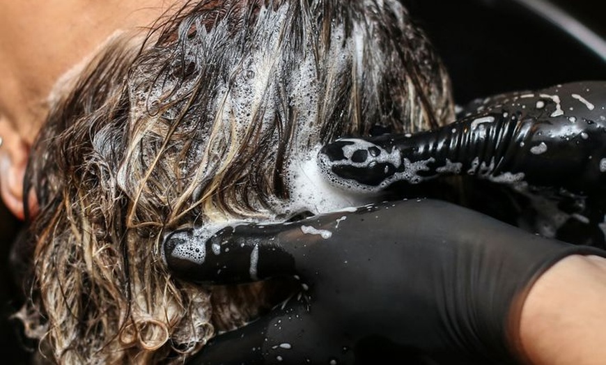 Image 18: Luxury Hair Makeover with Wella Professionals:Cut,Keratin&SmoothFiller