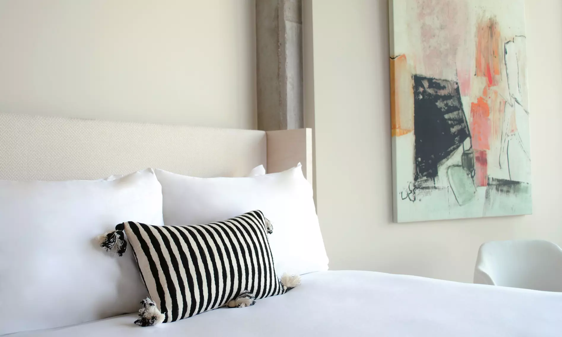 Member Pricing: 4-star Hotel in Camelback Foothills with Pools, Golf