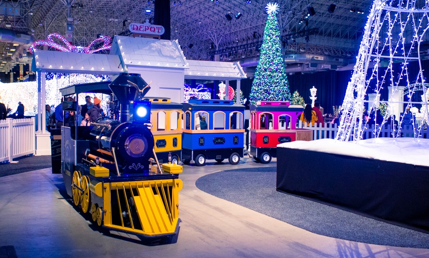 Image 9: Winter WonderFest, Chicago’s Ultimate Indoor Holiday, Navy Pier
