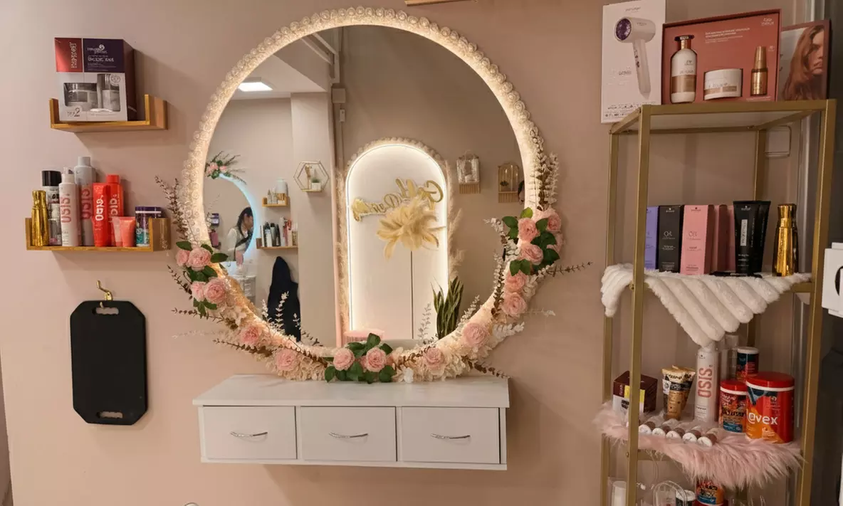 Sesión de peluquería con lavado, corte, secado y opciones extra para 1