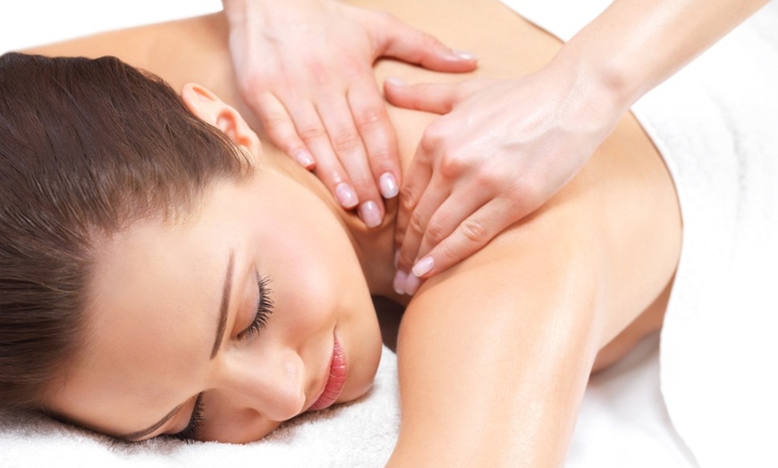 Image 3: Up to 44% Off on Lymphatic Drainage Massage at Shapes Lymphatic