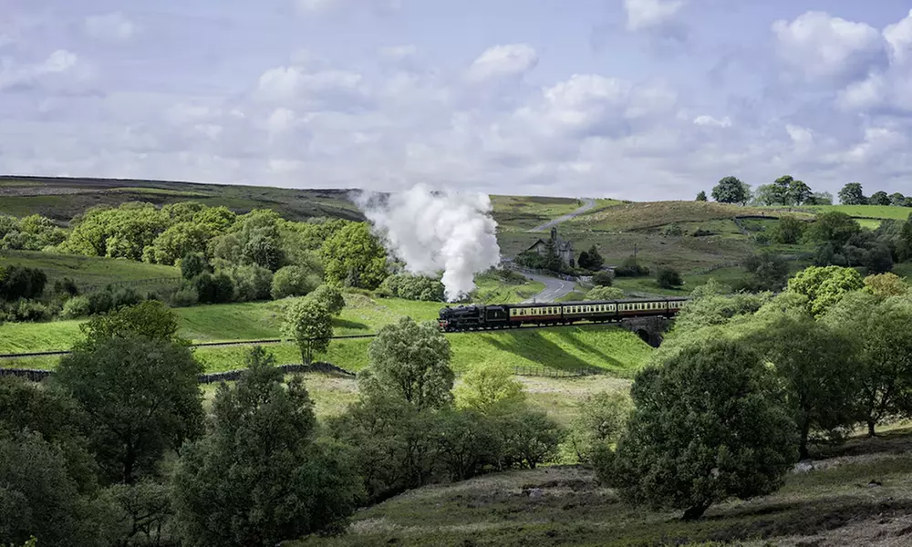 North Yorkshire: 2 Nights, Breakfast, Cream Tea, and Wine