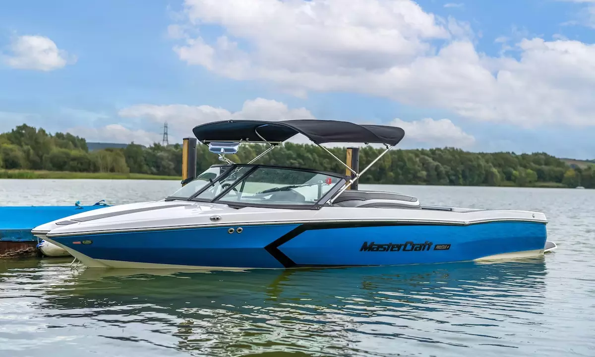 Relaxing Lakeside Lodges in Lancashire: Stay for up to 6 by the Lake