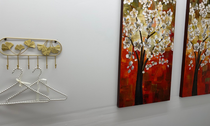 Image 4: Get 60 or 90 Min  Foot Massage w/ Swedish or Deep Tissue Massage