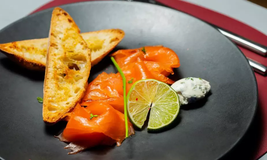 Escapade gourmande et mélodieuse sur la Seine avec nuitée en option