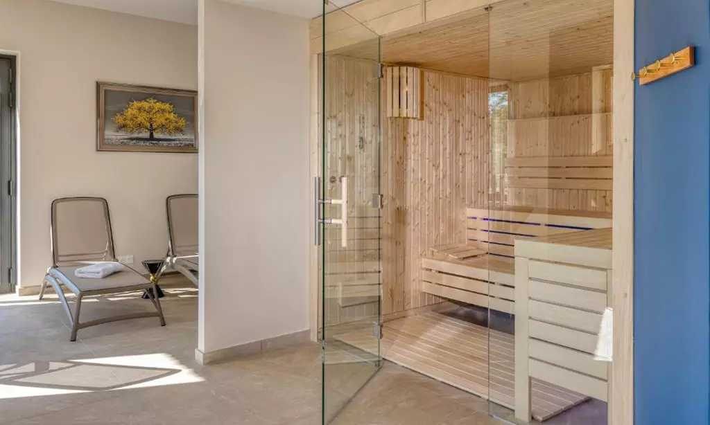 Luberon ​: chambre double premium, options pdj, vin et spa