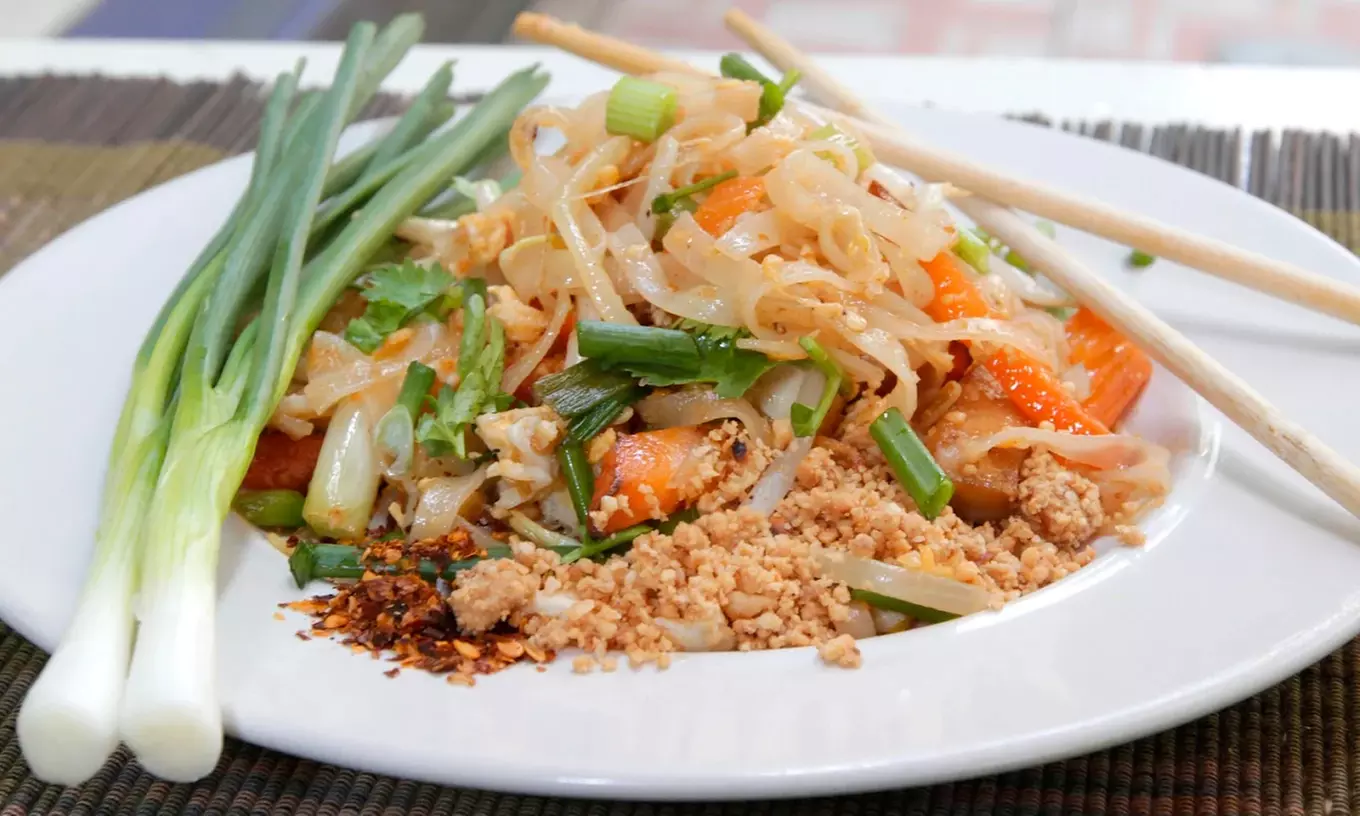 Thai Vegan Dining Credit or Three Course Dinner with Drinks