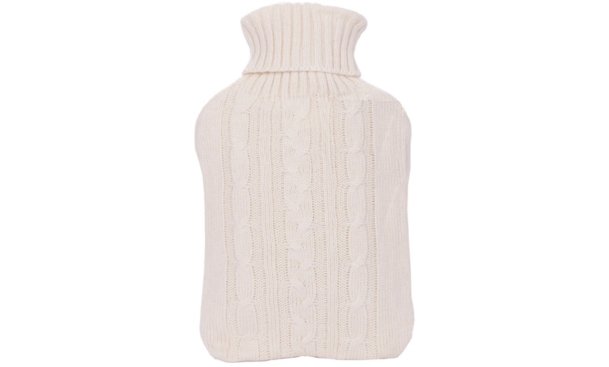 Image 2: 2-Litre Hot Water Bottle and Washable Knitted Cover