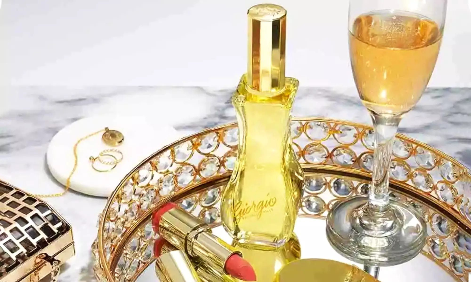 Fragancias florales de Giorgio Beverly Hills - Second Medium