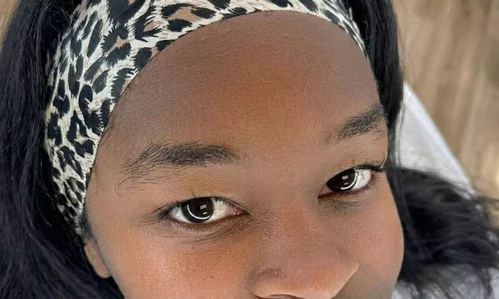 Get Microblading or Nano Strokes Session & Optional Four Week Retouch