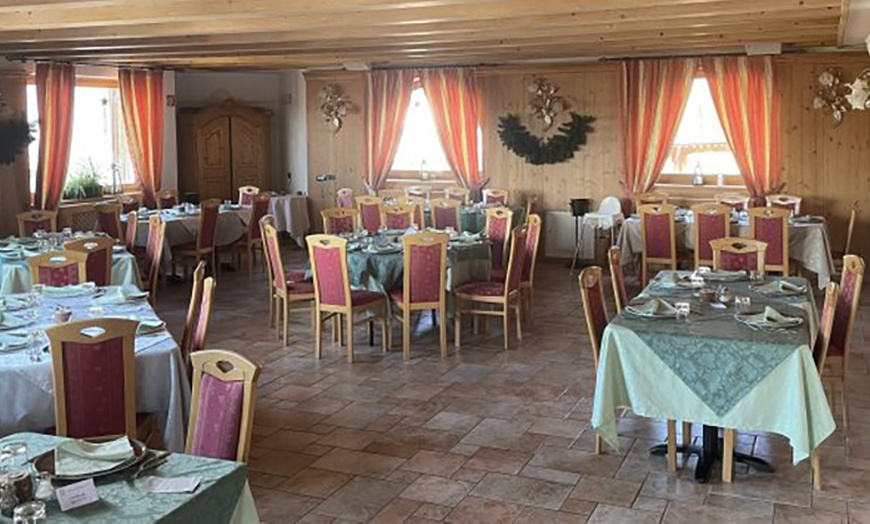 Image 15: Trentino 4*: soggiorno in hotel con mezza pensione e piscina 