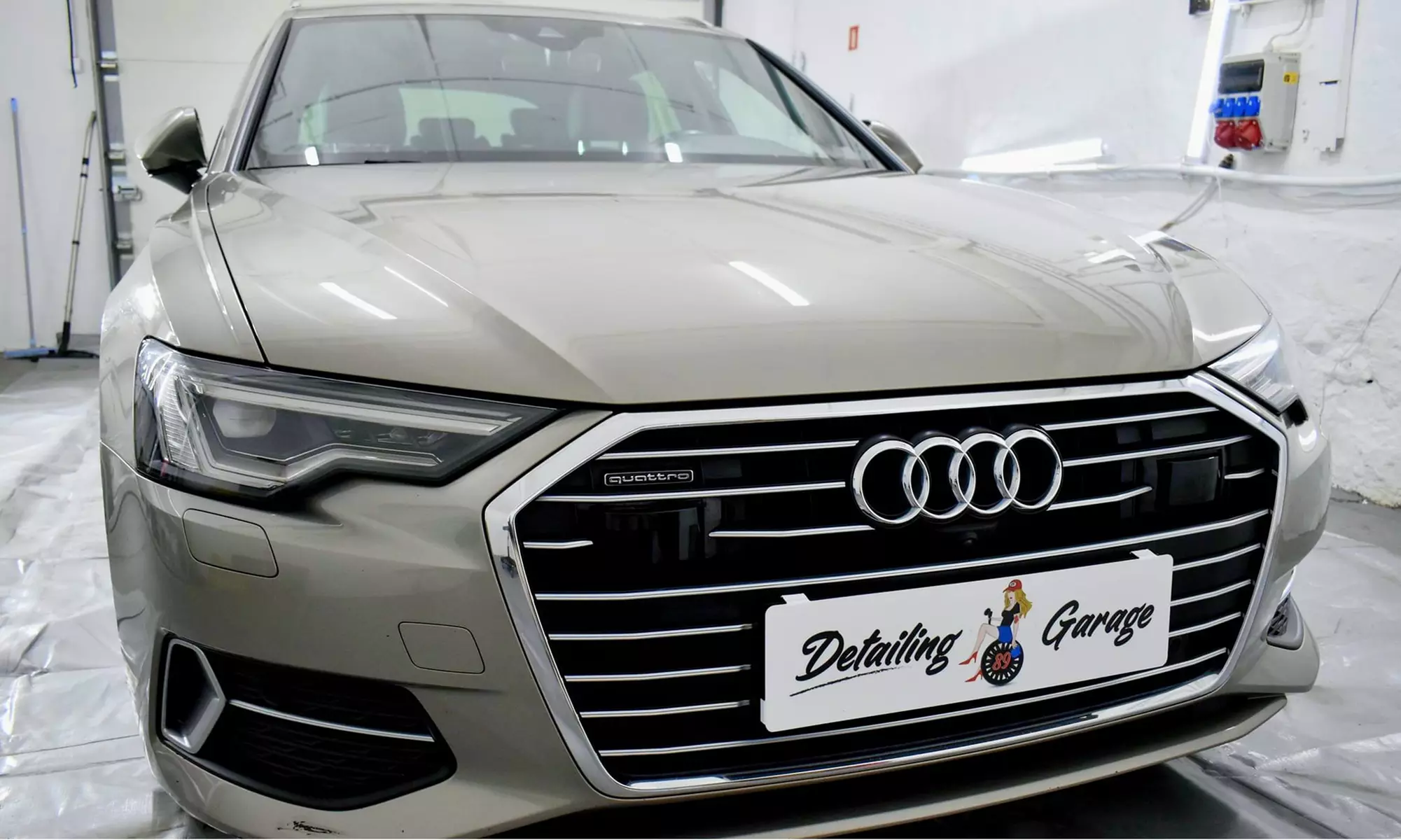 Do 25% zniżki na Czyszczenie nadwozia - polerowanie (samochód) w 89 Detailing Garage