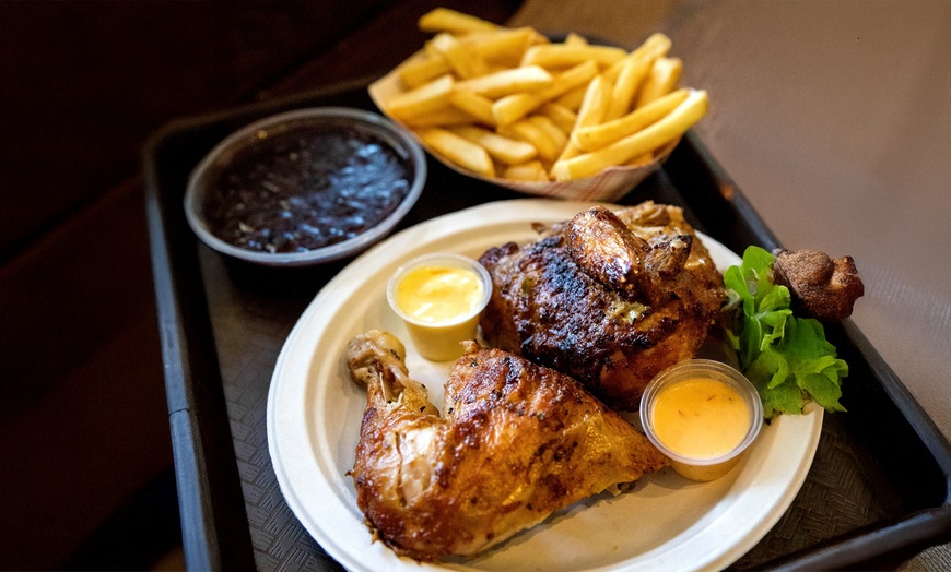 Image 5: $25, $50 or $100 Toward Food & Drinks at Crisp and Juicy Gaithersburg