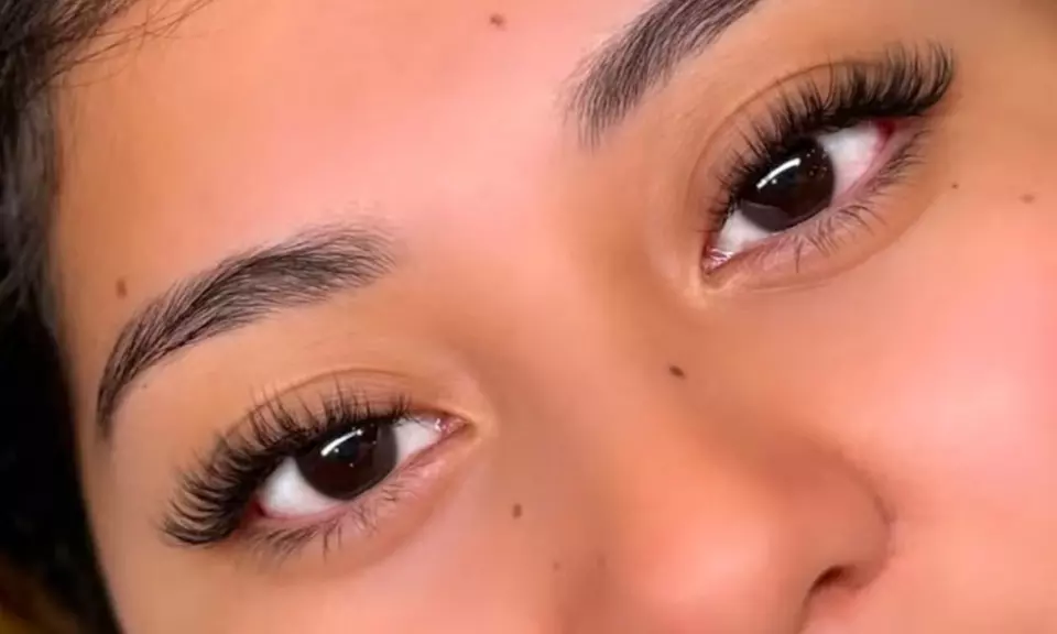 Up to 65% Off on Eyelash Extensions at Gplus Lash Beauty Spa - Second Medium