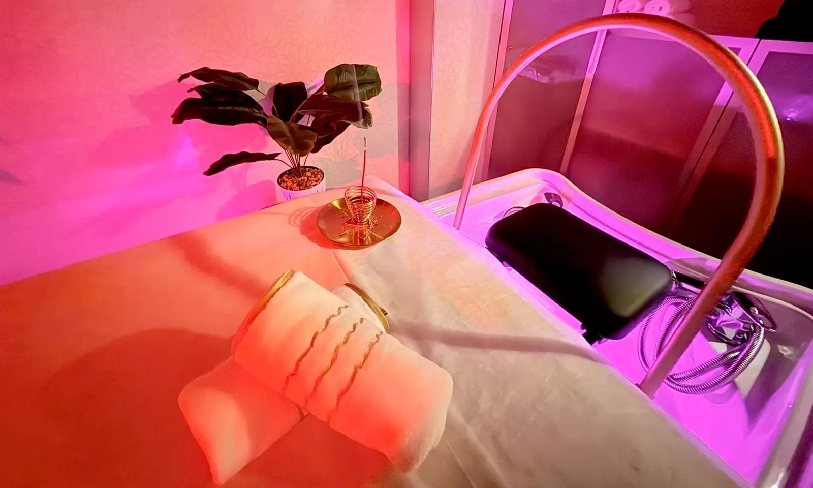 Ritual Hanna Head spa de 60 minutos con bebida de cortesía para 1 persona con hasta 36% de descuento - Primary Image