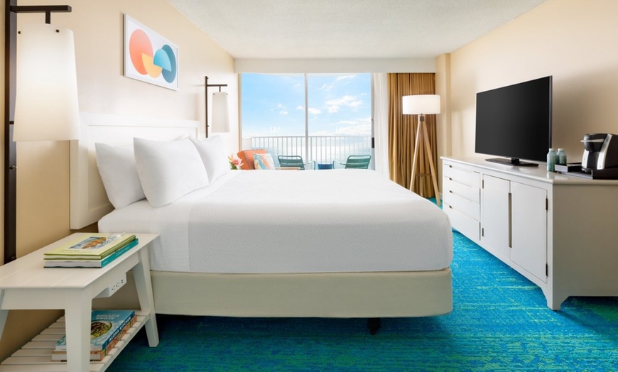 Image 26: Steps from Waikiki Beach and Free Surf-Board Credits Each Day