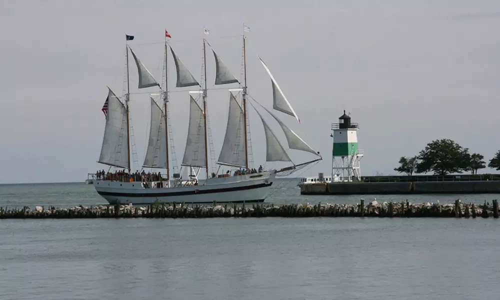 Up to 25% Off Boat Tours out of Navy Pier with Tall Ship Windy