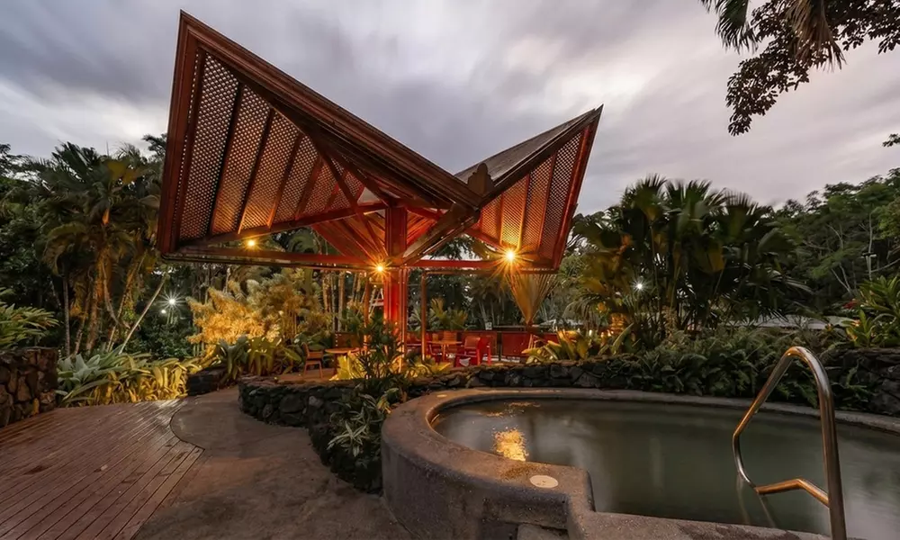 ✈ 7-Night Costa Rica Volcano and Beach Trip with Air & Car Rental