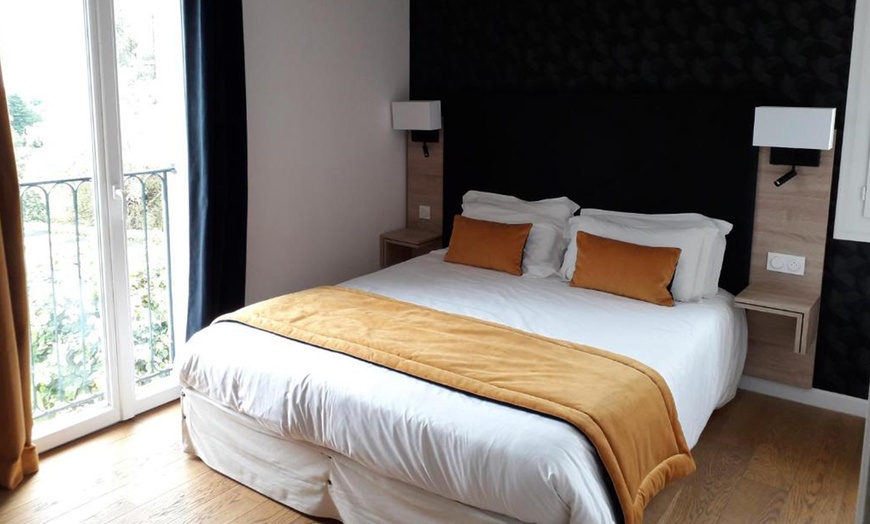 Image 6: Auvergne : chambre double avec petit-déjeuner, dîner et accès spa