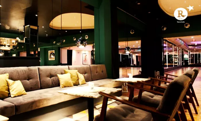 2-monatiger Tanzkurs für Line Dance, tanzFit oder HipHop für 1 Person