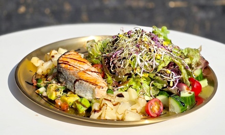 Für 1 Person: Bowl nach Wahl inkl. Softdrink - April Café