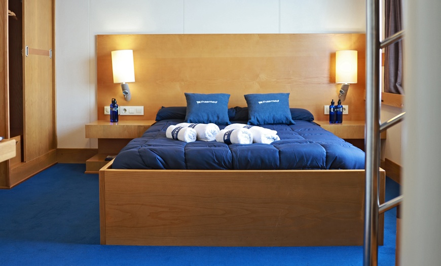 Image 5: 50 % de descuento en viaje de ida y vuelta en barco con Trasmed